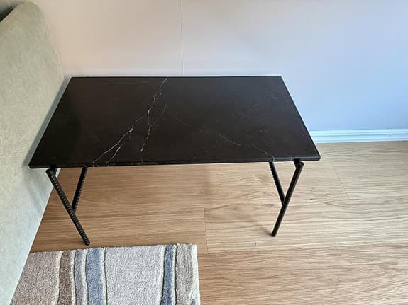 HAY Rebar soffbord svart marmor