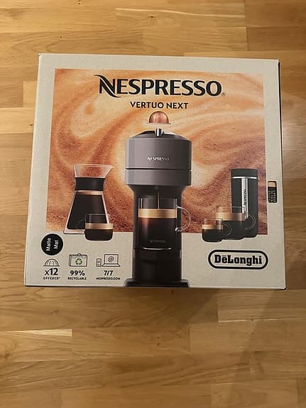 Nespresso Vertuo Next kaffemaskin av Delonghi