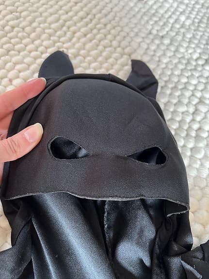 Utklädnad: jättefin Batman dräkt stl 116