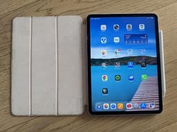 iPad Pro 11 tum + Smart Cover