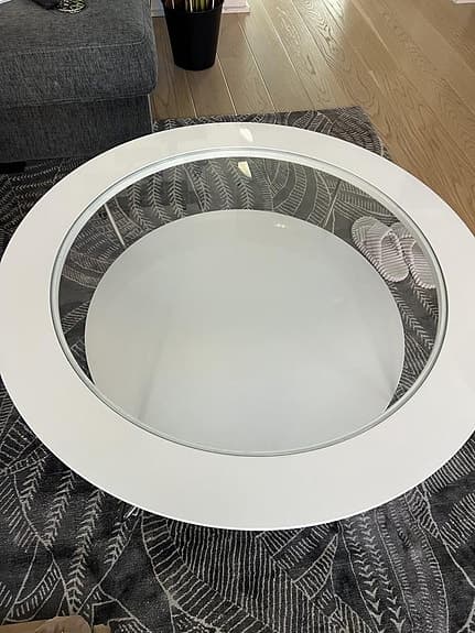 coffee ( sofa) table .