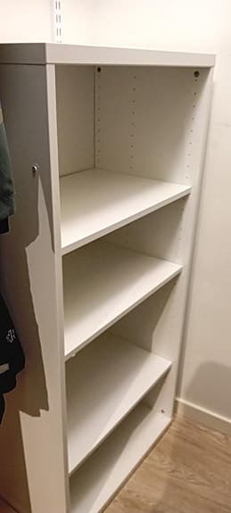 Barnbyrå vit .