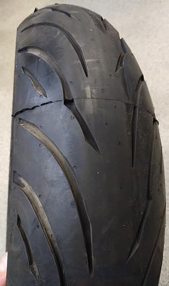 Däck 150/60-17
