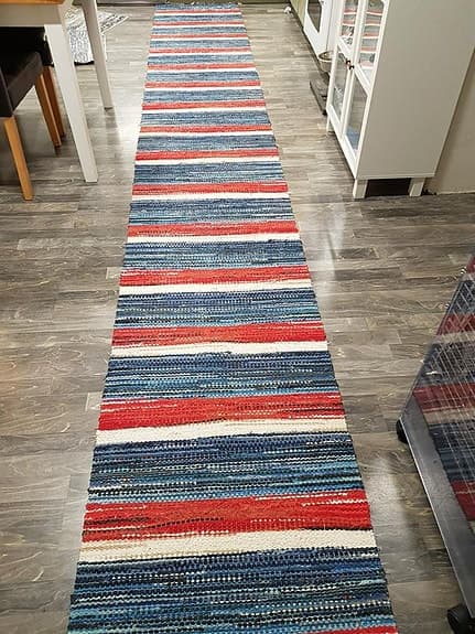 Trasmatta röd blå vit lång 5,22 m 0,70 m bred matta