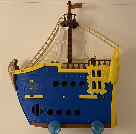 Piratskepp Jake och piraterna + 2 figurer
