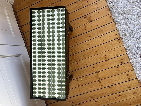 Sidobord/hallbord med Berså bordsskiva
