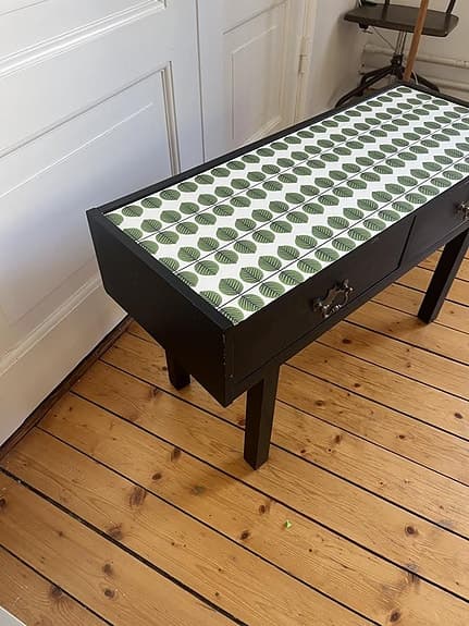 Sidobord/hallbord med Berså bordsskiva