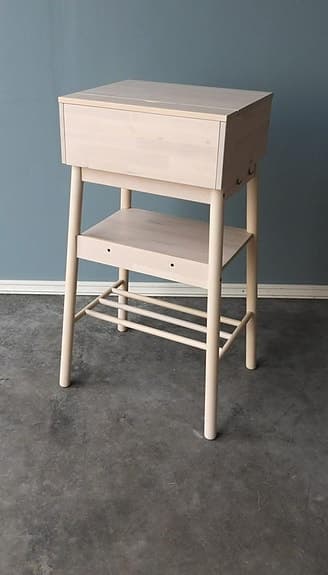 Ståbord med förvaring och hyllor - IKEA KNOTTEN