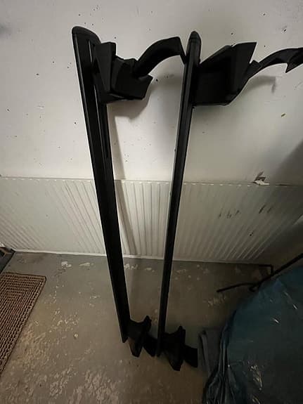 NYTT - Thule WingBar EVO Black