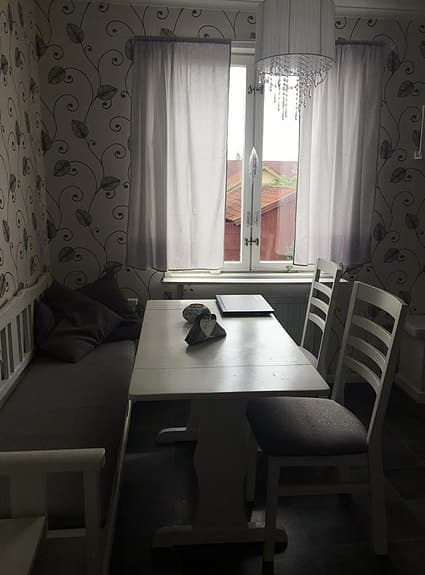 Matgrupp med kökssoffa