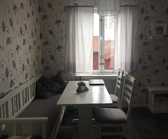 Matgrupp med kökssoffa