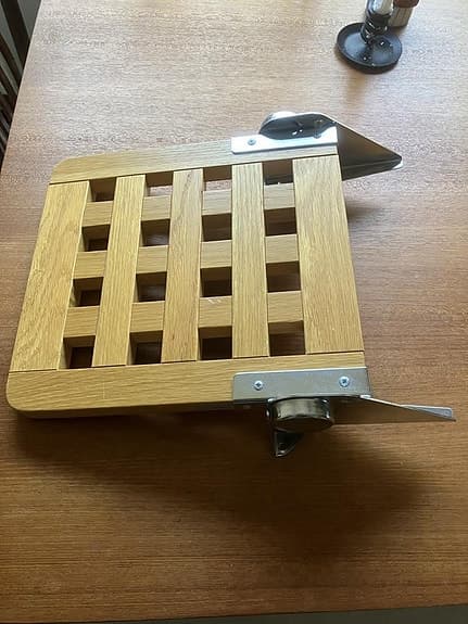 Jaxon fällsits i ek