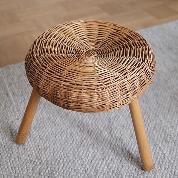 Pall i rotting, Tony Paul Wicker Stool