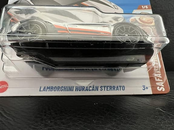 Hot Wheels Lamborghini Huracan Sterrato