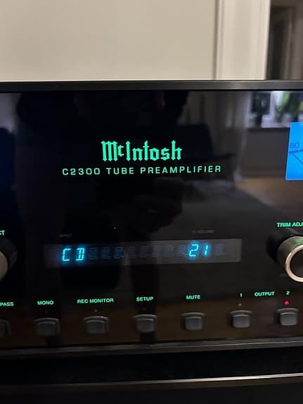 McIntosh C2300 Tube Preamplifier – rörförsteg – originalkartong