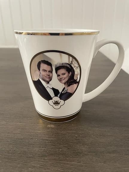 Oanvänd Mugg - Den officiella bröllopsserien