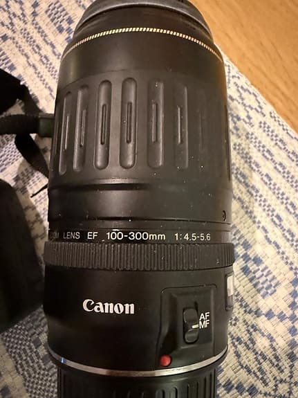 Canon EOS 550D 18-55 + extra 100-300