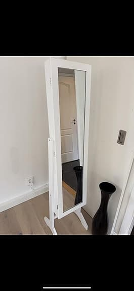 smyckesskåp / nyckelskåp