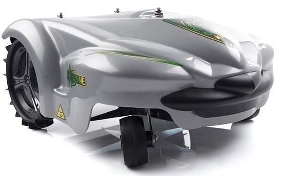 Wiper One X 6.000-10.000m2 2021 nyservad robotgräsklippare