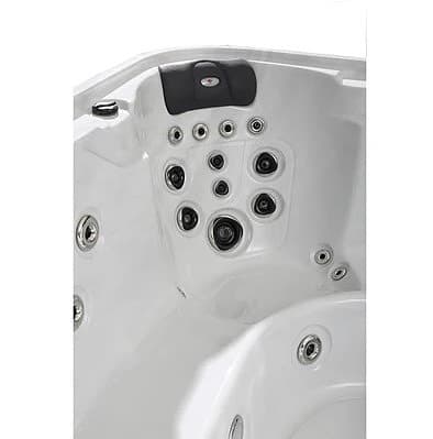 Premium spabad från Canadian Spa