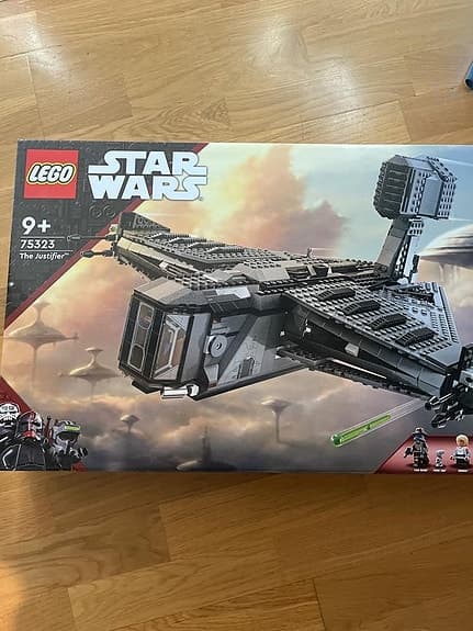 Lego Star Wars 75323 - oöppnad