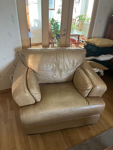 Soffgrupp i äkta läder, Beige