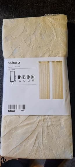 Nya gardiner i förpackning från IKEA Skärefly 1-3par