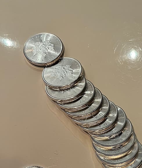 Nya silvermynt Kanadensisk Silver Maple Leaf - 1 oz