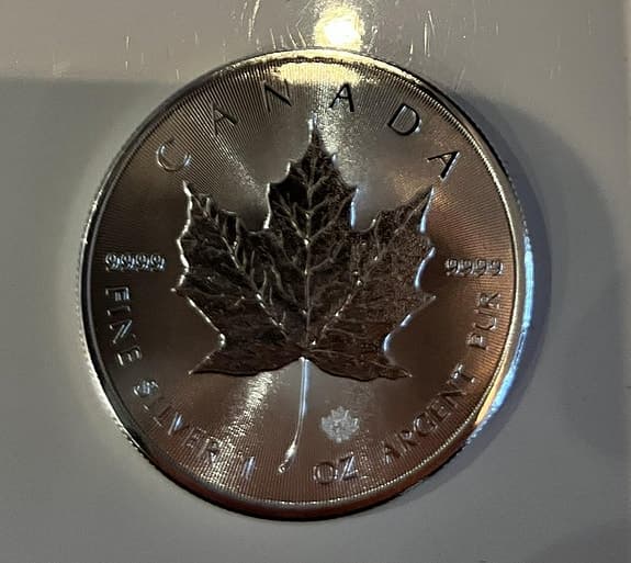 Nya silvermynt Kanadensisk Silver Maple Leaf - 1 oz