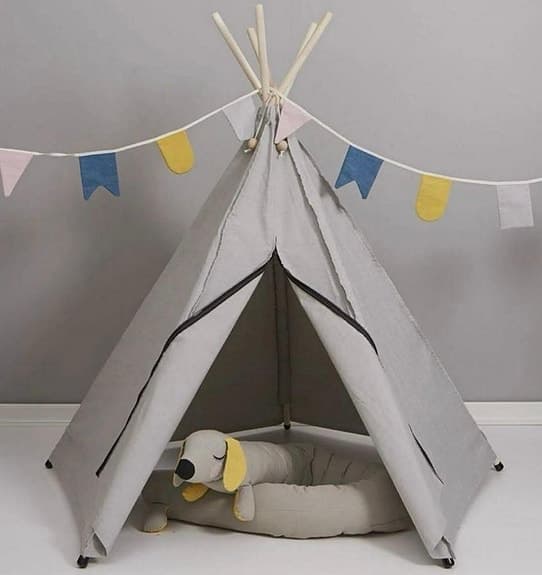 Tipi Tält / lektält från Roommate i grått - perfekt pres