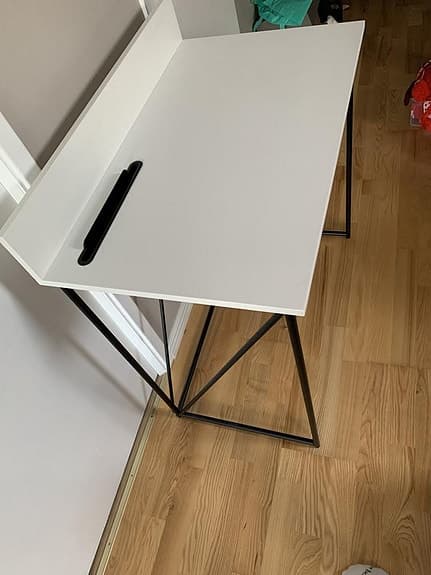 skrivbord 83x50