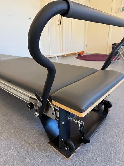 1X Pilates Reformer med Tower