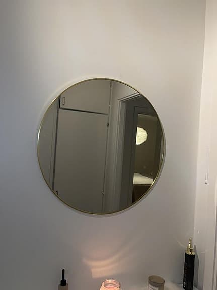 en rund spegel