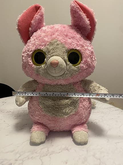 Rosa Gosedjur med Stora Ögon