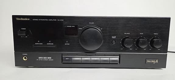 TECHNICS SU-X102 STEREO FÖRSTÄRKARE