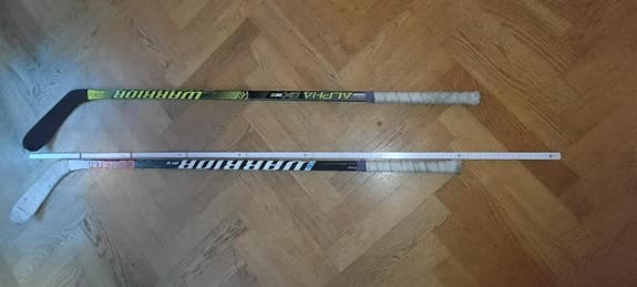 Ishockey klubbor utespelare left / vänster , ca: 9-14 år