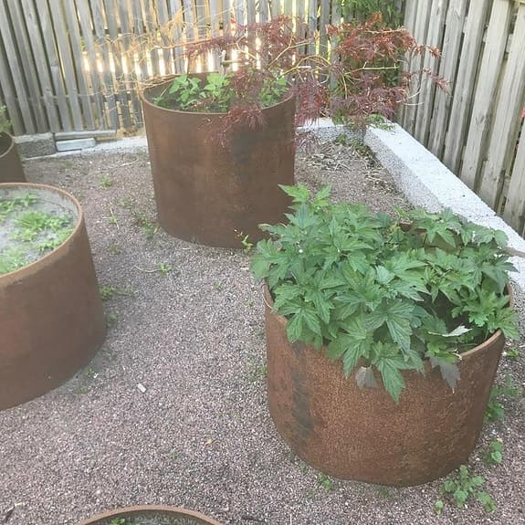 Stålrör Planteringsram Vedvägg