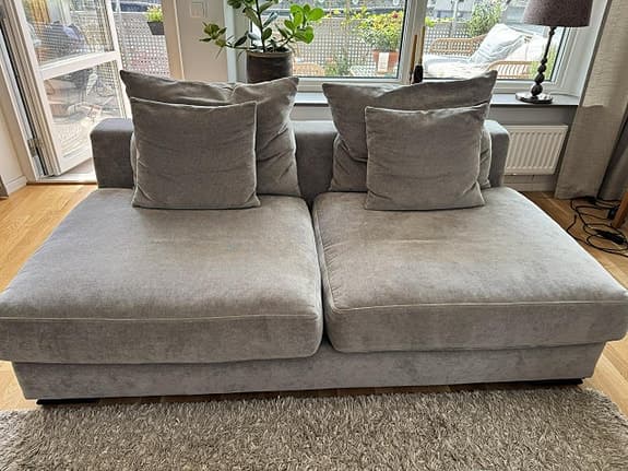 Clifford modulsoffa Clarck Grey