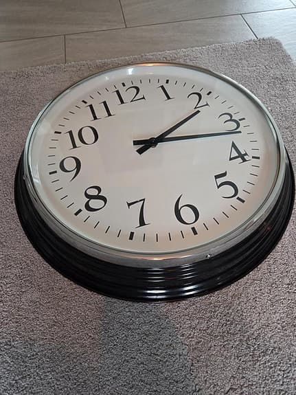 väggklocka