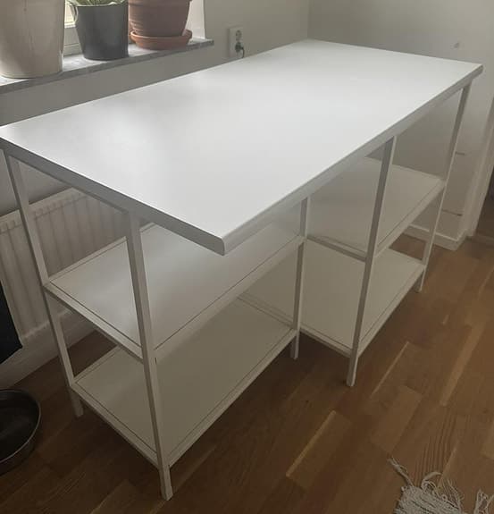 Barbord / sidobänk