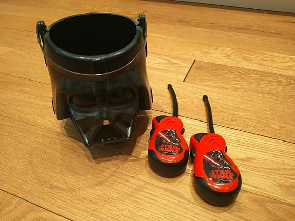 FINNS KVAR! STAR WARS LEKSAKER BORTSLUMPAS BILLIGT!