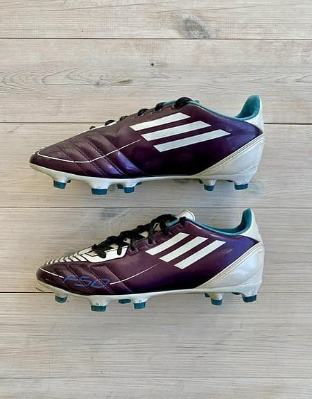 Fotbollsskor adidas F10 Traxion FG stl 40
