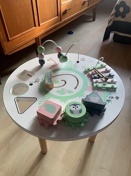 Aktivitetsbord Lekbord