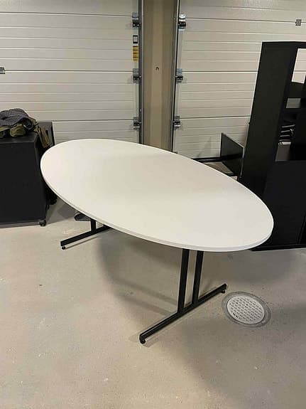 Fällbart bord 180x100cm (konferensbord från AJ)