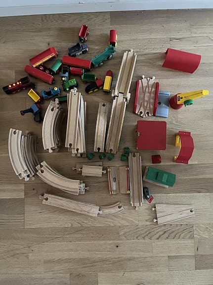 Brio tågbana med tillbehör