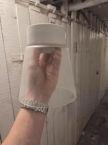 Tak/vägglampor i glas, keramiksockel e27