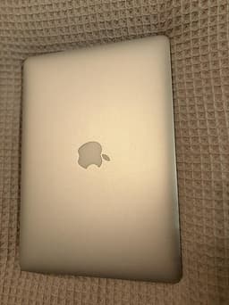 MacBook Air 13" (2017) - A1466