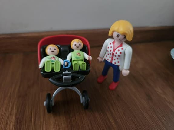 Playmobil barnvagn med tillbehör