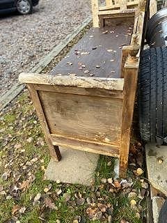 Träsoffa med förvaring brun