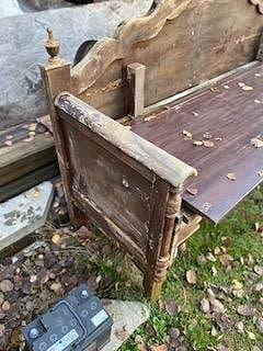 Träsoffa med förvaring brun